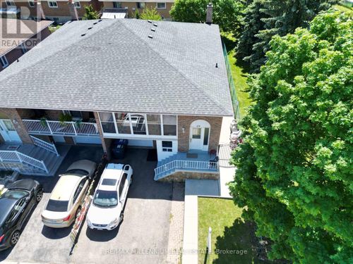 90 Ronan Cres, Woodbridge, ON, L4H2J6 | Card Image
