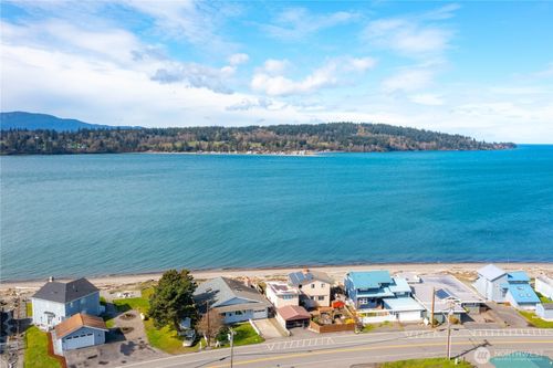 2589 Lummi View Dr, Bellingham, WA, 98226-1303 | Card Image