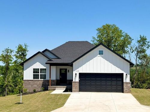1209 W Pebblebrooke Dr, Ozark, MO, 65721-4357 | Card Image