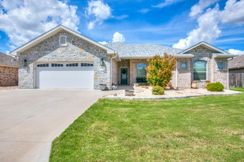 1950 Colonial Dr, San Angelo, TX, 76904-8227 | Card Image