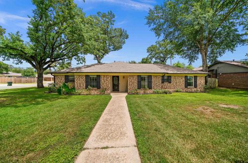 8318 Oxford, Tyler, TX, 75703 | Card Image