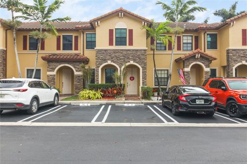 707 Se 32nd Ter, Homestead, FL, 33033-7249 | Card Image