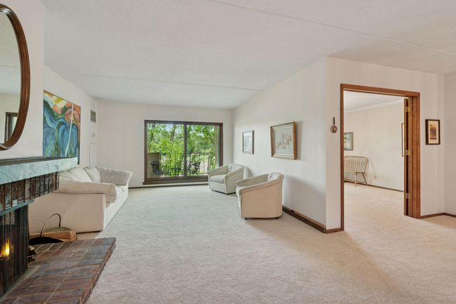 APT-301 - 6670 Vernon Ave S, Condo with 3 bedrooms, 2 bathrooms and null parking in Edina MN | Image 5