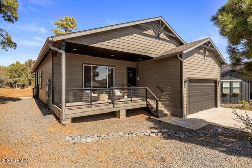 321 W Owens St, Show Low, AZ, 85901-3262 | Card Image