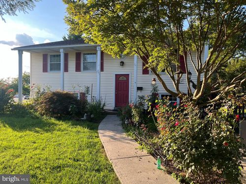 301 N Alder Ave, STERLING, VA, 20164-4013 | Card Image