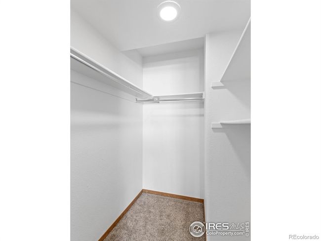 Walk-in closet | Image 17