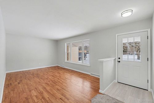 5396 Oaktree Drive, Flint Charter Township, MI, 48532 | Card Image