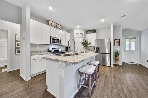 1879 Brushy Cedar Dr, Conroe, TX, 77301-3358 | Card Image