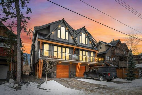 4-810 3 St, Canmore, AB, T1W2J7 | Card Image