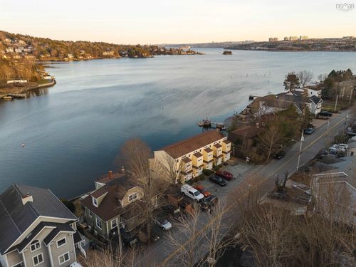 473 Shore Dr, Bedford, NS, B4A2C7 | Card Image