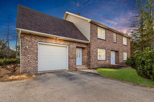 14 Eagle Dr, Valley, NS, B6L2C5 | Card Image