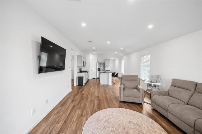 5454 Desert Glen Dr, House other with 3 bedrooms, 2 bathrooms and 2 parking in Spring TX | Image 14