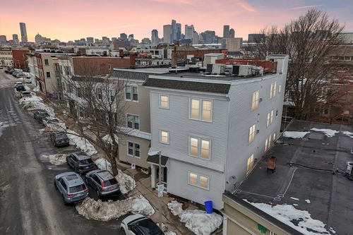 apt-3-108 Emerson St, Boston, MA, 02127-1492 | Card Image