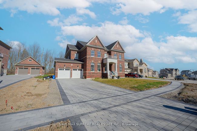 52 Gamble St, House other with 4 bedrooms, 4 bathrooms and 6 parking in Georgetown ON | Image 4