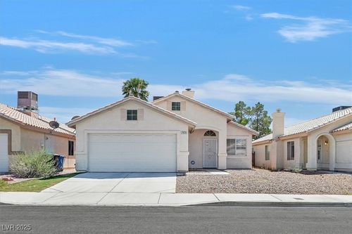7029 Desert Clover Ct, Las Vegas, NV, 89129-5759 | Card Image