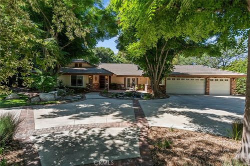 22126 Oak Orchard Rd, Newhall, CA, 91321-1247 | Card Image