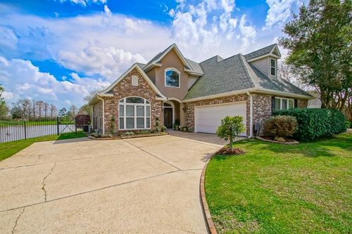 121 Lakewood Dr, La Place, LA, 70068-2441 | Card Image