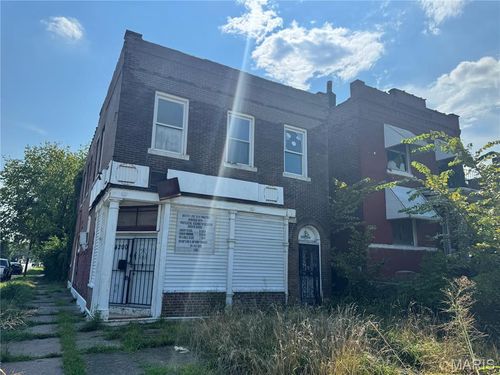 4200 E Labadie Ave, Saint Louis, MO, 63115-3212 | Card Image