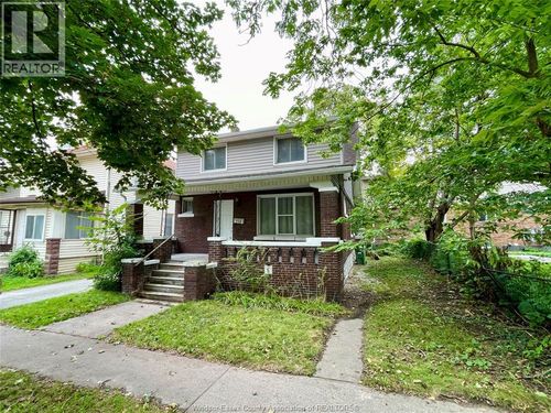 258 Detroit St, Windsor, ON, N9C2P3 | Card Image