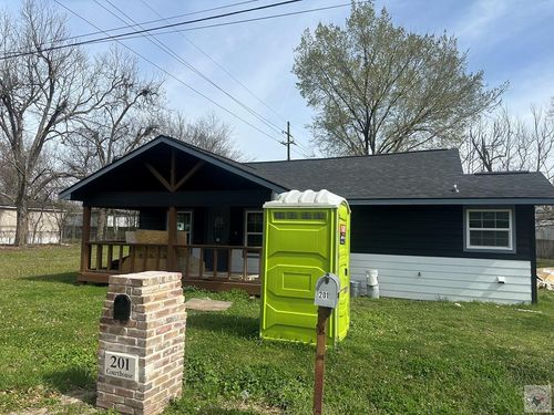 201 Courthouse Ave, New Boston, TX, 75570-3144 | Card Image