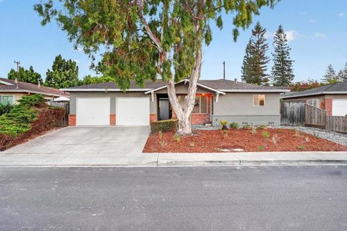 827 Sevely Drive, Mountain View, CA, 94041 | Card Image