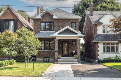 423 Roselawn Ave, House other with 3 bedrooms, 2 bathrooms and 2 parking in Toronto ON | Image 1