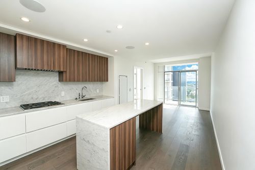 16f-7418 Paulson St, Vancouver, BC, V6P0K2 | Card Image