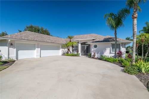 1519 Eagles Cir, Sebastian, FL, 32958-6471 | Card Image