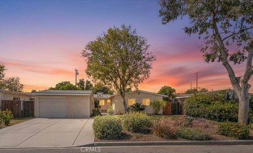 527 Melham Ave, La Puente, CA, 91744-3754 | Card Image