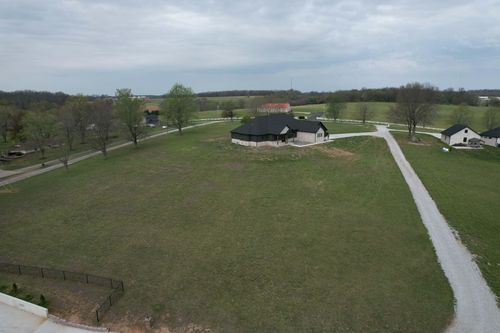 138 Brady Ln, Republic, MO, 65738-4235 | Card Image