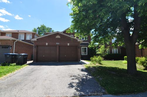 3312 Waxwing Dr, Mississauga, ON, L5N5W3 | Card Image