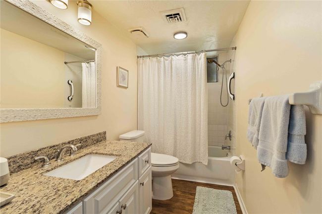 57 - 672 White Pine Tree Rd, Condo with 2 bedrooms, 2 bathrooms and null parking in VENICE FL | Image 21