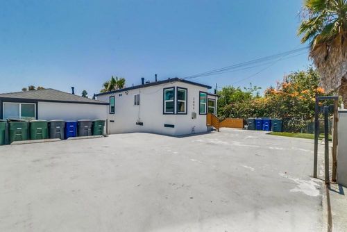 2806 E 8th St, National City, CA, 91950-3058 | Card Image