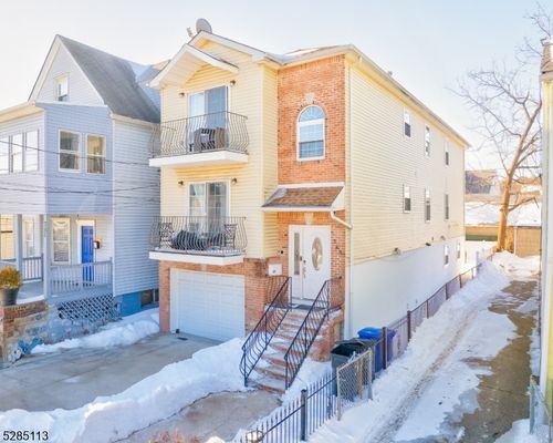 369 Bradford St, Orange, NJ, 07050-1908 | Card Image