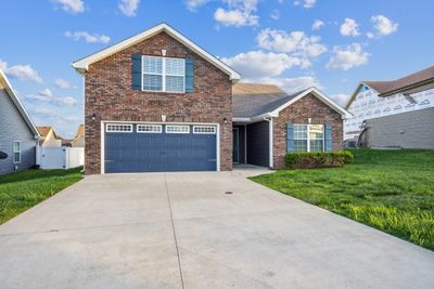 1044 Charles Thomas Dr, House other with 3 bedrooms, 2 bathrooms and 6 parking in Clarksville TN | Image 1