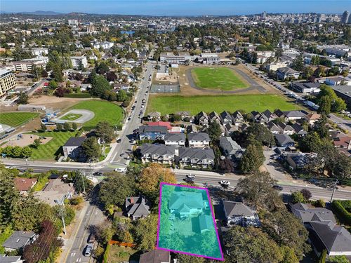826 Lampson St, Esquimalt, BC, V9A6B2 | Card Image