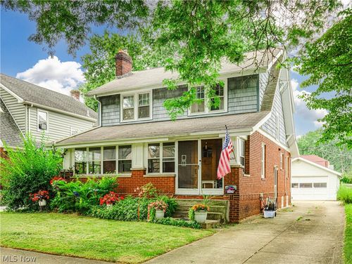1634 Greenlawn Ave, Akron, OH, 44301-2709 | Card Image