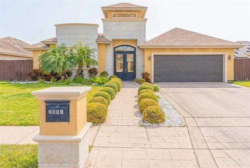 2001 N 46th St, McAllen, TX, 78501-3047 | Card Image