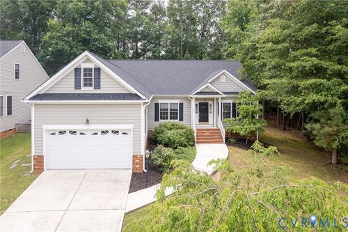 13742 Spyglass Hill Cir, Chesterfield, VA, 23832-2570 | Card Image