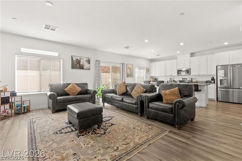1013-275 Luna Valley Way, Henderson, NV, 89011-5600 | Card Image
