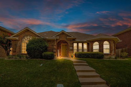 3211 Juniper Dr, Mckinney, TX, 75070-7419 | Card Image