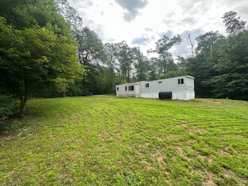 52 Park Dr, Chaplin, CT, 06235-2726 | Card Image