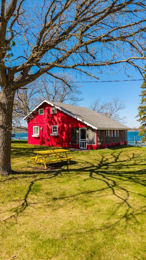 13960 Halvorson Beach Rd, Lake Park, MN, 56554-9166 | Card Image