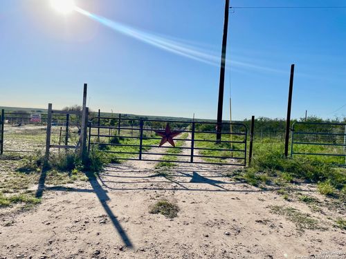 000 Fm 2779, Moore, TX, 78057 | Card Image