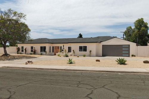 448 Brockton St, El Cajon, CA, 92020-2805 | Card Image