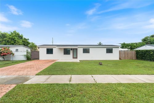 13801 Monroe St, Miami, FL, 33176-6242 | Card Image