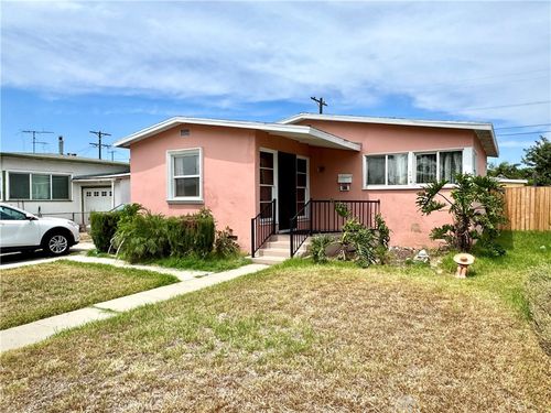 823 E 102nd, Los Angeles, CA, 90002 | Card Image