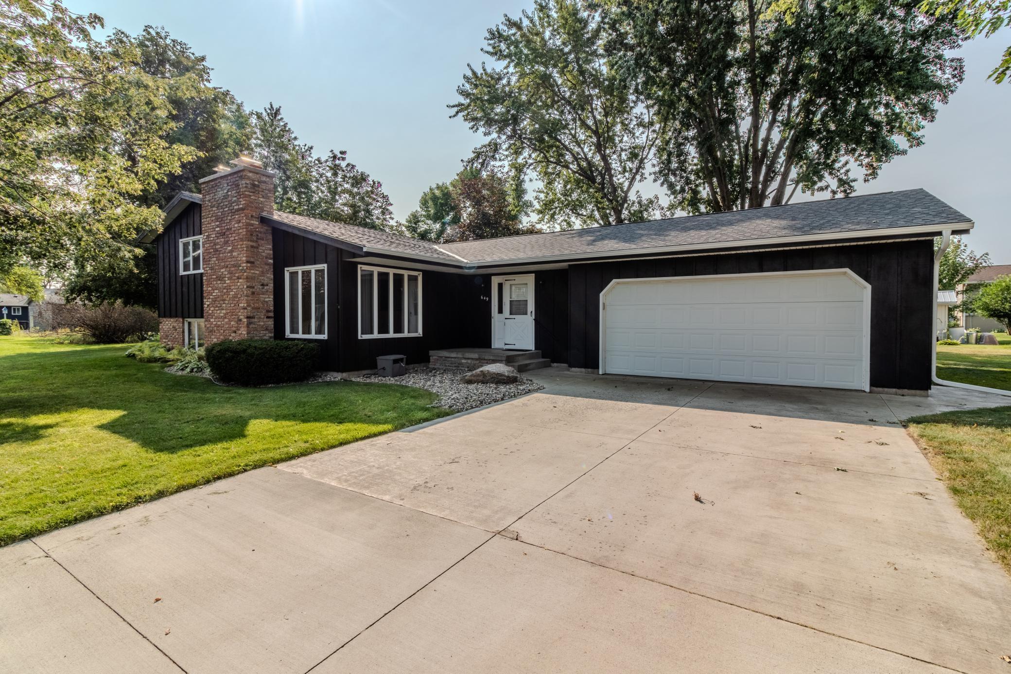 Circle Pines Ct, Paynesville, MN 56362