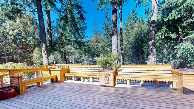 7301 Redrooffs Road, House other with 3 bedrooms, 2 bathrooms and 6 parking in Sechelt BC | Image 19