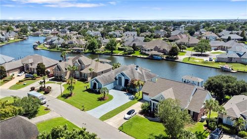 120 Lighthouse Pt, Slidell, LA, 70458-5766 | Card Image
